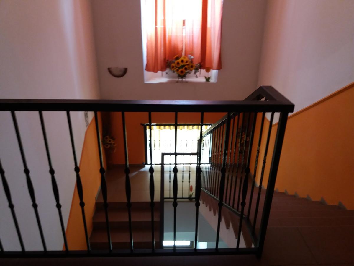 Farnese Ostello Ortensi מראה חיצוני תמונה